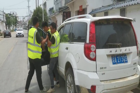 高溫中暑和車輛火災(zāi)事故應(yīng)急演練